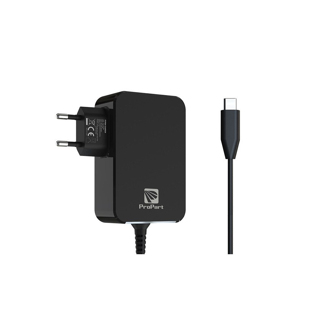 Universal 4.5A power supply with USB C 90W